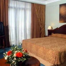 NH Parque Central 5*